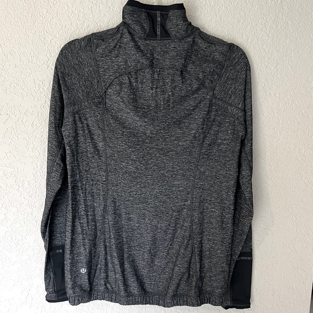 LULULEMON Half Zip Long Sleeve Top Size 10